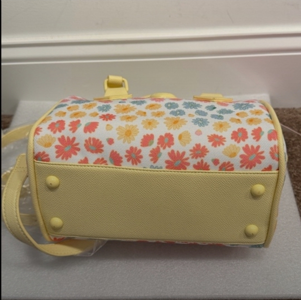 Betsey Johnson Yellow Floral Crossbody Bag - Picture 5 of 6